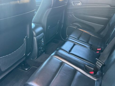 Used 2018 Jeep Grand Cherokee High Altitude AWD/4WD image 12