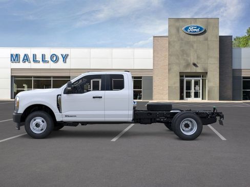 New 2026 Ford F350 XL w/ Snow Plow Prep Package image 3