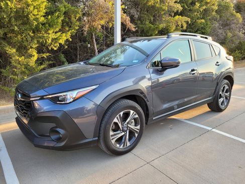 Used 2024 Subaru Crosstrek 2.0i Premium w/ Crosstrek Mirror Package AWD/4WD image 1