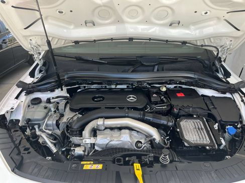 Used 2025 Mercedes-Benz GLA 250 image 33