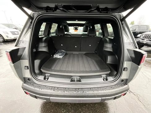 New 2026 Jeep Cherokee Limited AWD/4WD image 8