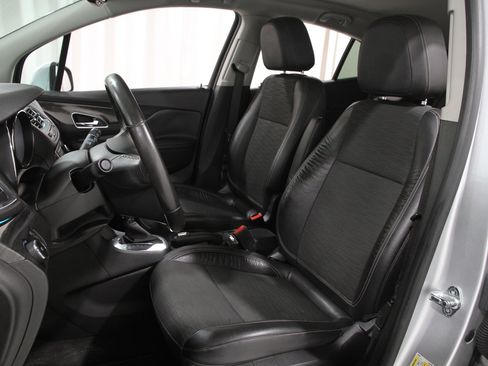 Used 2015 Buick Encore Convenience image 5