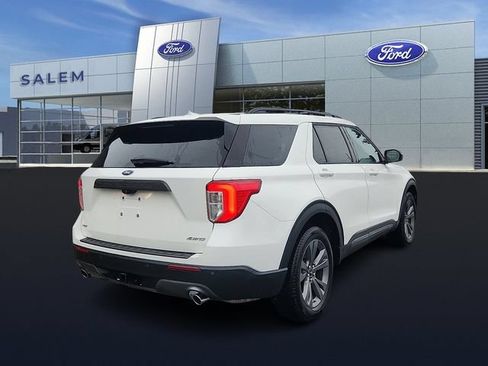 Certified 2023 Ford Explorer XLT w/ Equipment Group 202A AWD/4WD image 3