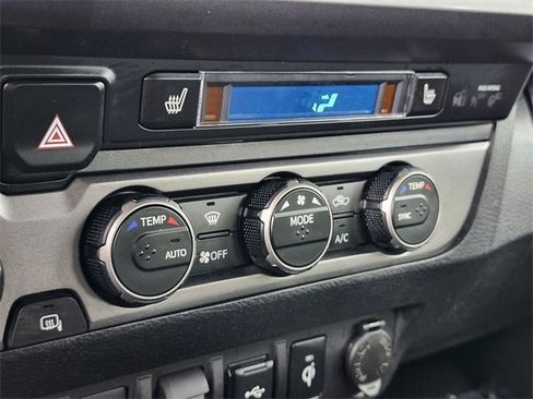 Used 2023 Toyota Tacoma TRD Sport image 23