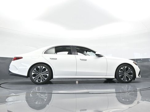 Used 2025 Mercedes-Benz E 350 Sedan image 65