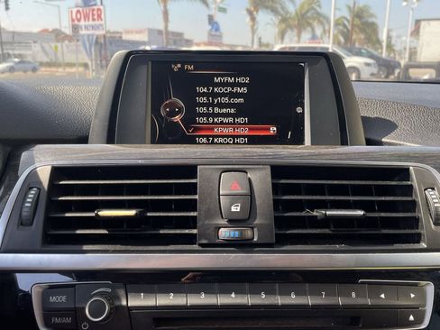 Used 2016 BMW 320i Sedan image 12