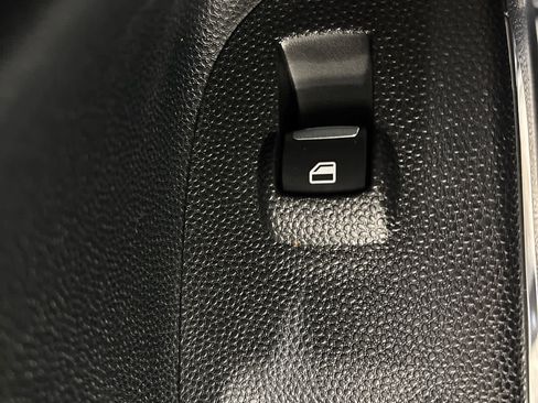 Used 2020 Ford EcoSport SE w/ SE Convenience Package image 43