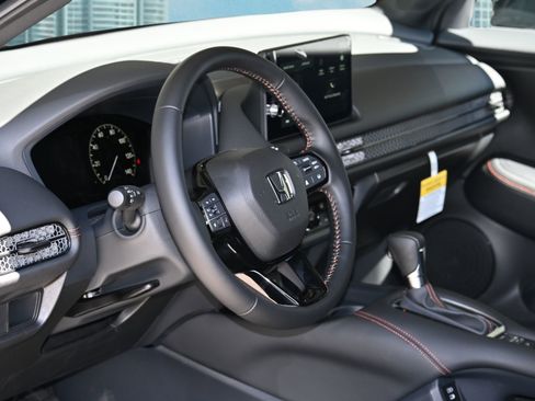 New 2026 Honda HR-V Sport image 18