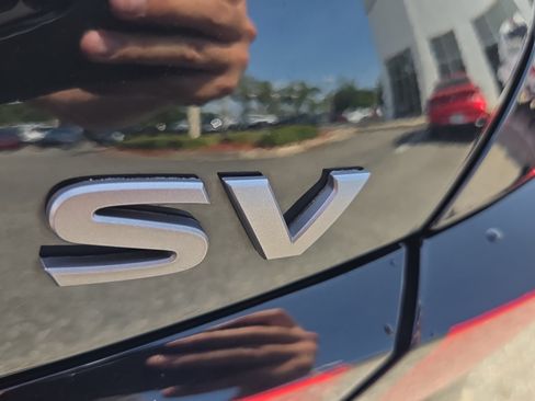 Used 2024 Nissan Altima 2.5 SV FWD image 32