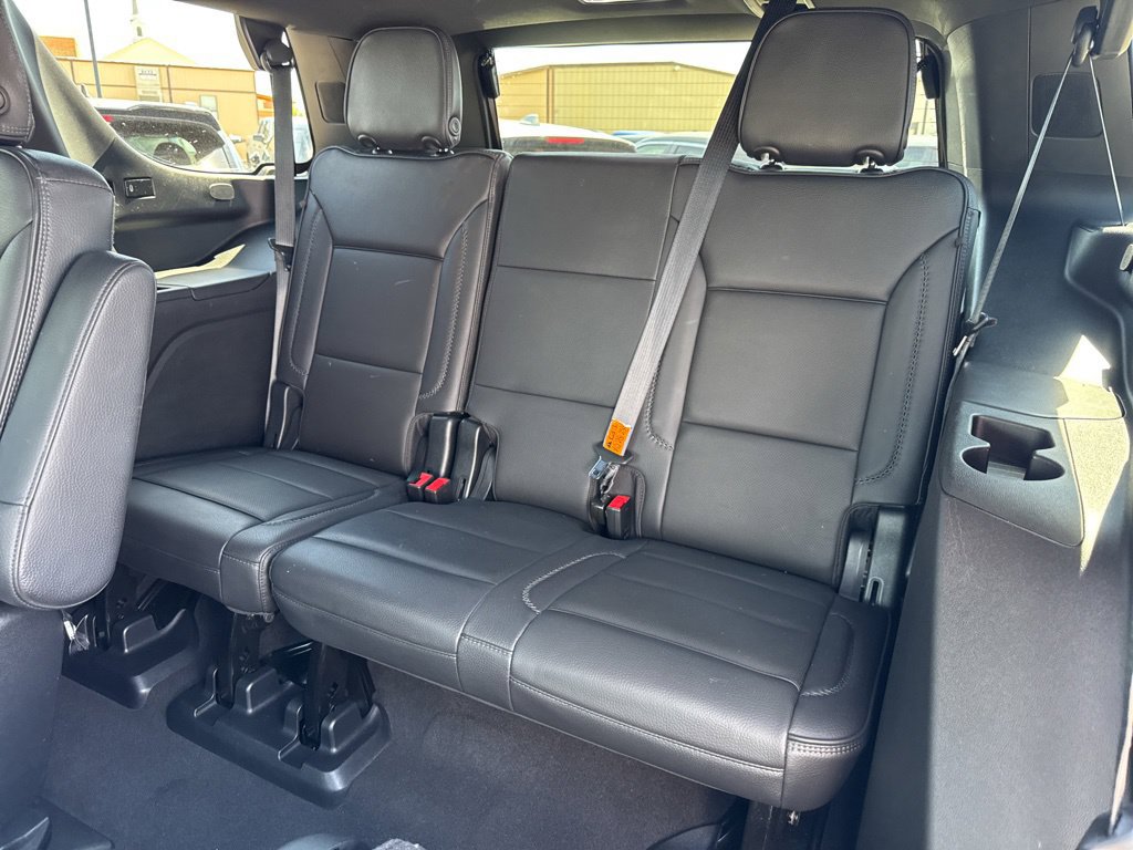 Used 2023 GMC Yukon Denali w/ Advanced Technology Package AWD/4WD image 32