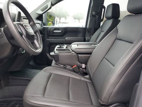 Used 2024 GMC Sierra 3500 Pro w/ Convenience Package image 18