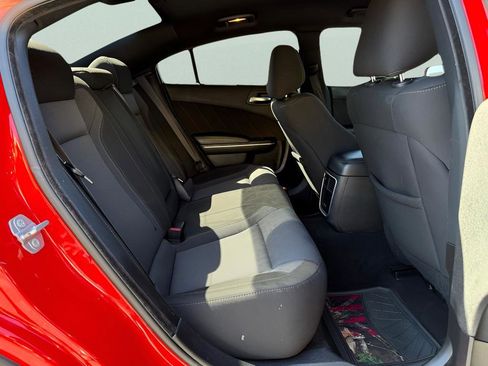Used 2022 Dodge Charger SXT image 28