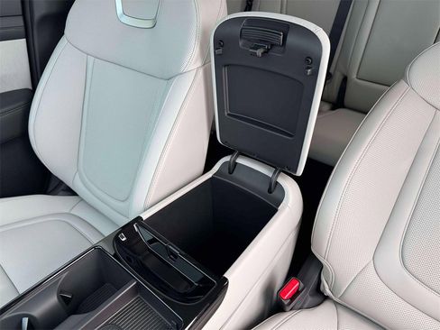 New 2026 Hyundai Tucson Limited w/ Tow & Go Package image 18