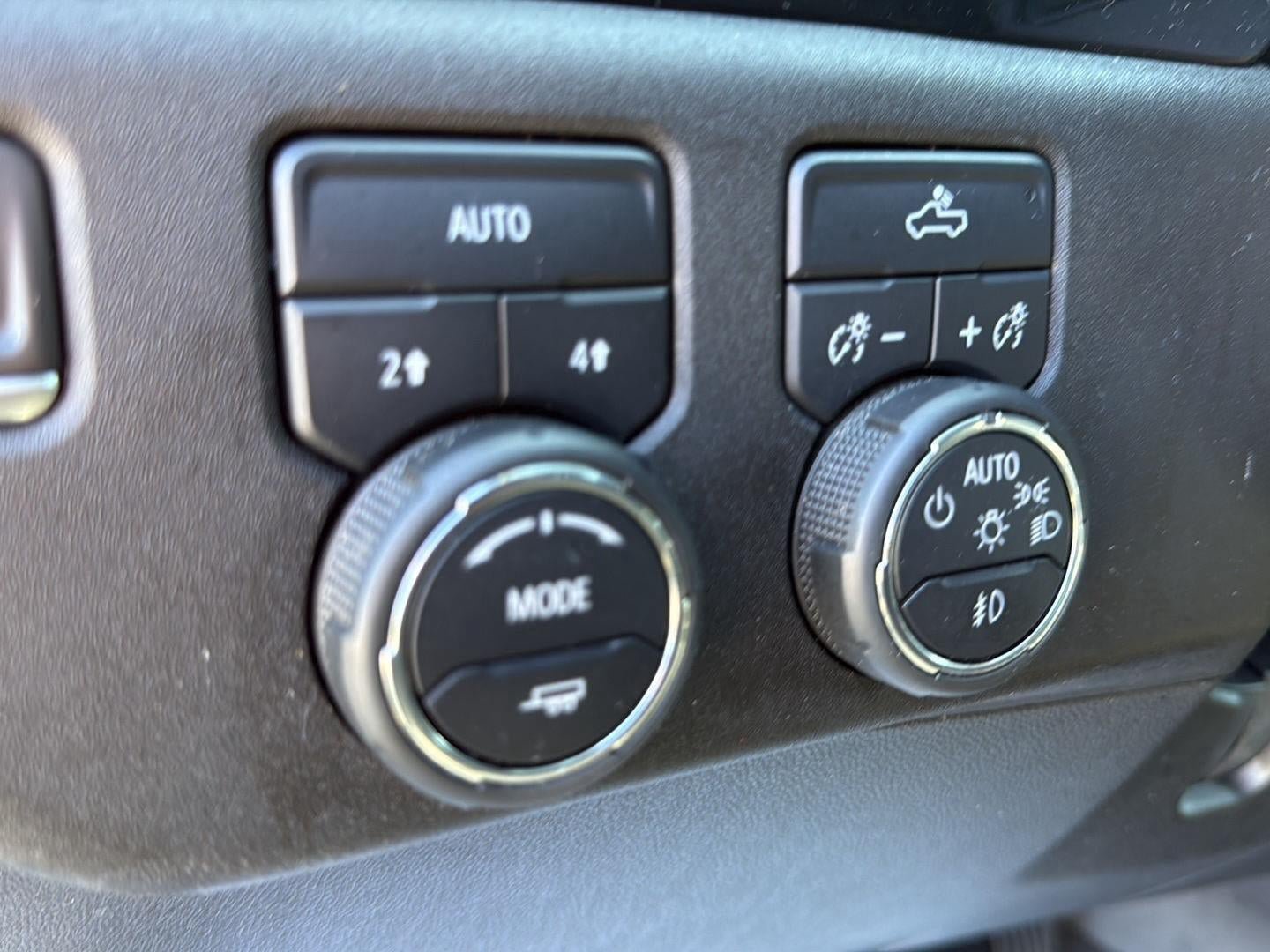 Used 2024 Chevrolet Silverado 1500 RST AWD/4WD image 13