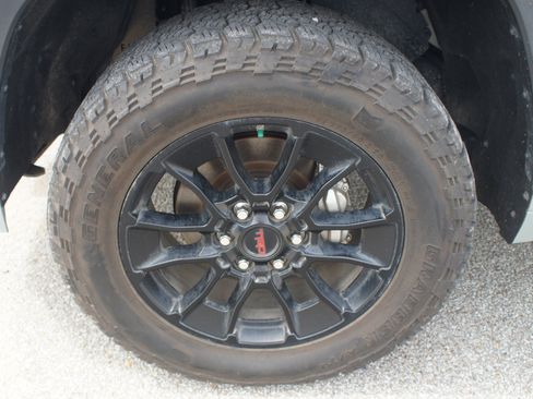 Used 2024 Toyota Tundra SR5 w/ SR5 Convenience Package AWD/4WD image 25