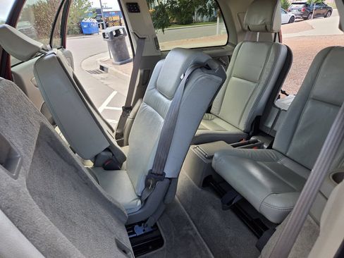 Used 2004 Volvo XC90 T6 AWD/4WD image 19