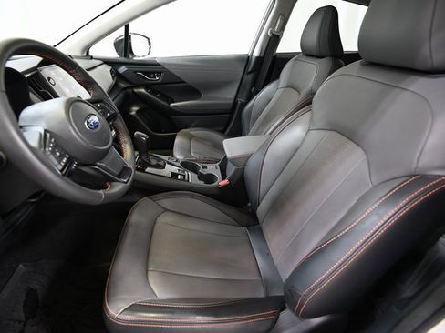 Certified 2025 Subaru Crosstrek 2.5i Limited w/ Popular Package #3A image 8