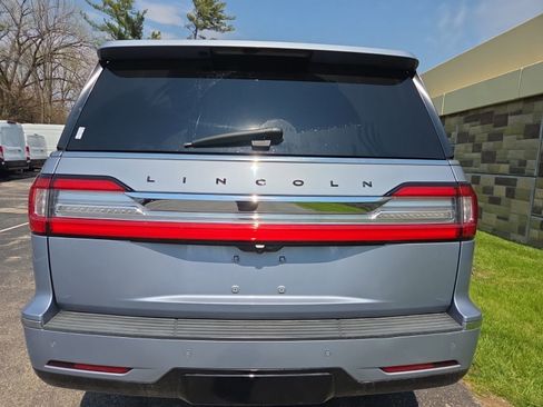 Used 2019 Lincoln Navigator L Black Label image 12