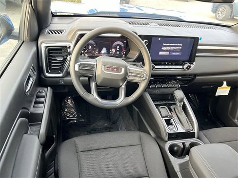 New 2026 GMC Canyon Elevation image 11