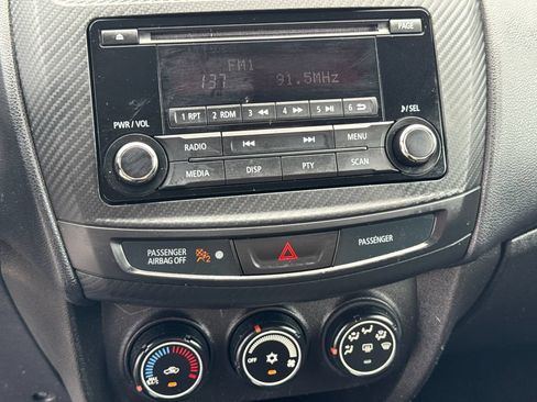 Used 2015 Mitsubishi Outlander Sport ES FWD image 29