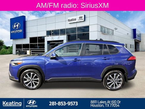 Used 2024 Toyota Corolla Cross XLE image 7