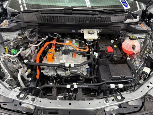 Used 2025 Chevrolet Equinox EV LT image 13