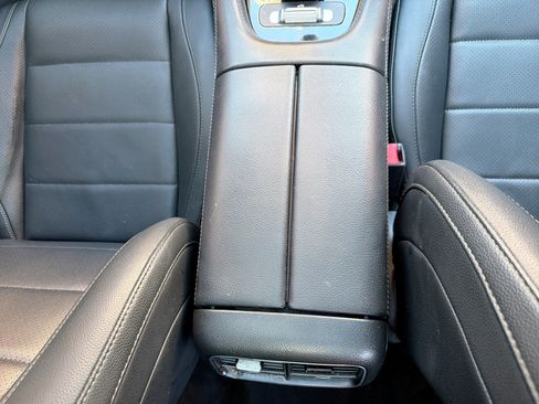 Used 2022 Mercedes-Benz GLS 450 4MATIC w/ AMG Line Exterior image 24