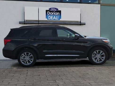 Certified 2023 Ford Explorer XLT w/ Equipment Group 202A AWD/4WD image 2