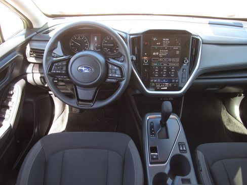 Used 2025 Subaru Crosstrek 2.0i Premium AWD/4WD image 17