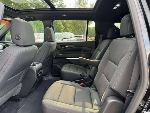 Used 2026 Chevrolet Traverse LT w/ Sun and Wheel Package AWD/4WD image 14