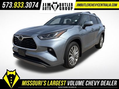 Used 2023 Toyota Highlander Platinum