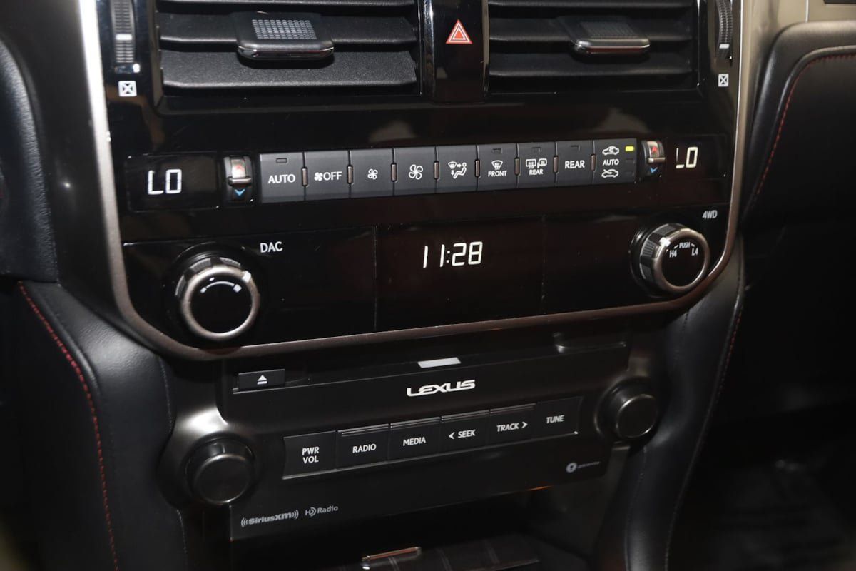 Used 2023 Lexus GX 460 Premium w/ Premium Package AWD/4WD image 31