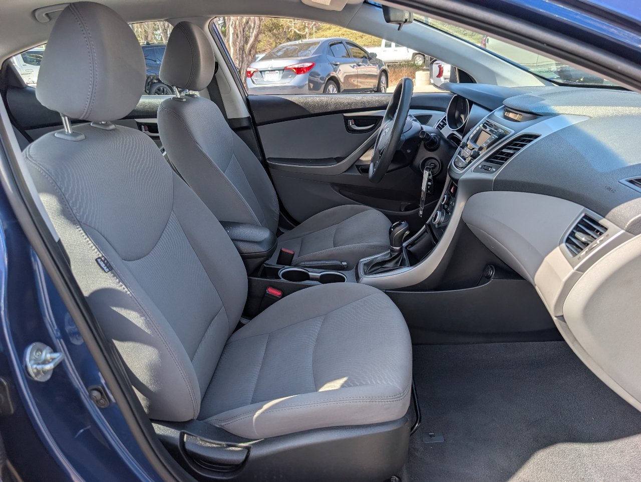 Used 2016 Hyundai Elantra SE FWD image 6