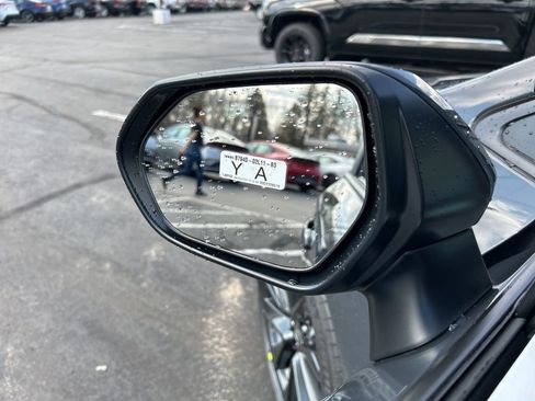 New 2026 Toyota Corolla SE image 19