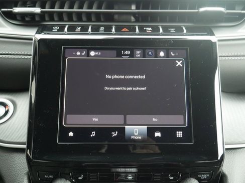 New 2025 Jeep Grand Cherokee L Altitude image 6