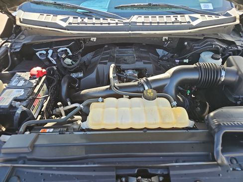 Used 2018 Ford F150 XLT w/ Equipment Group 302A Luxury image 20