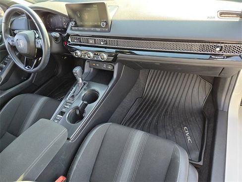 Used 2024 Honda Civic Sport image 19