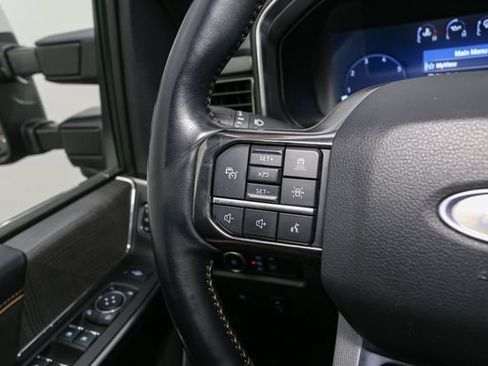 Used 2023 Ford F350 Platinum w/ Tremor Off-Road Package AWD/4WD image 32