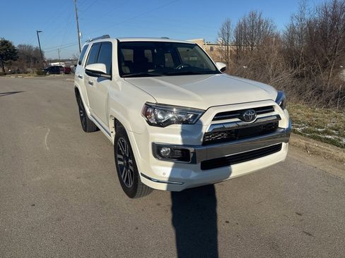 Used 2020 Toyota 4Runner Limited image 3