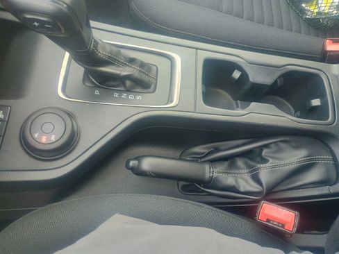 Certified 2019 Ford Ranger XL w/ Equipment Group 101A Mid image 26