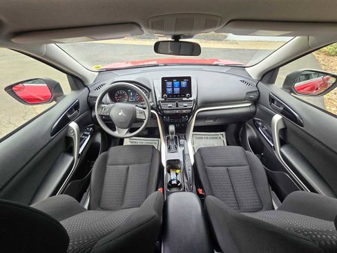Used 2024 Mitsubishi Eclipse Cross LE AWD/4WD image 15