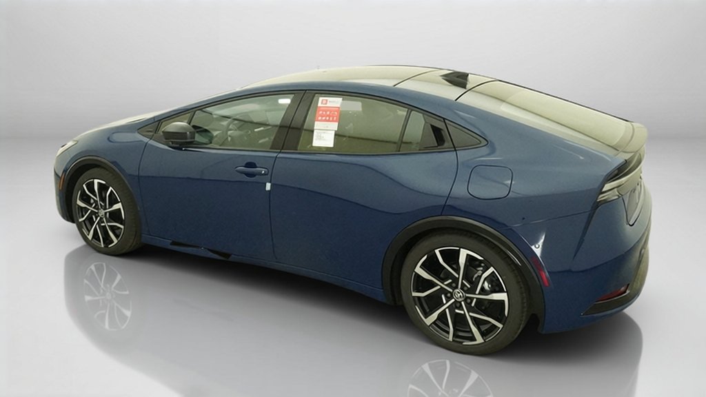 New 2026 Toyota Prius Plug-In Hybrid w/ Limited Premium Package FWD image 15