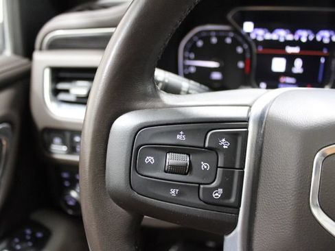 Used 2021 GMC Yukon SLT w/ SLT Premium Package AWD/4WD image 38