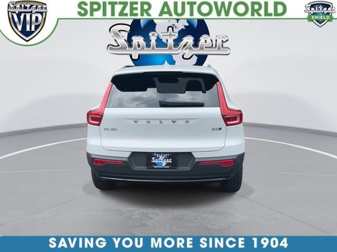 Used 2023 Volvo XC40 B5 Plus w/ Driver Assist Package AWD/4WD image 10