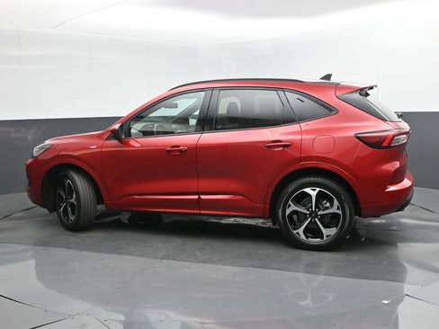 Certified 2023 Ford Escape ST-Line Elite AWD/4WD image 29