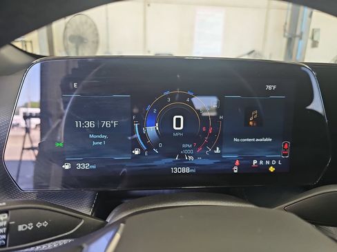 Used 2026 Chevrolet Equinox LT FWD image 19