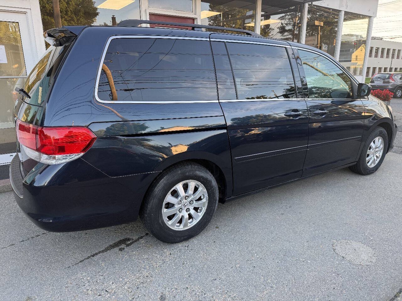 Used 2010 Honda Odyssey EX-L image 39