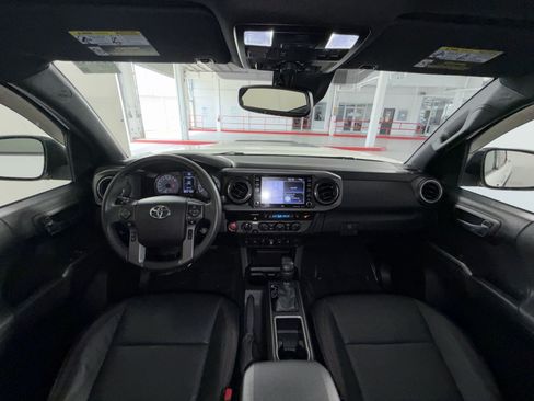 Used 2021 Toyota Tacoma TRD Pro AWD/4WD image 23
