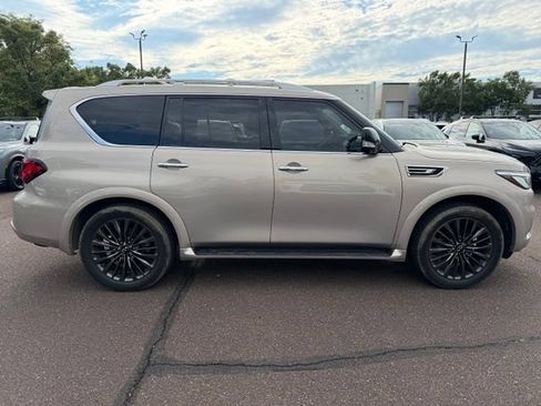 Certified 2023 INFINITI QX80 Premium Select w/ All-Season Package AWD/4WD image 8