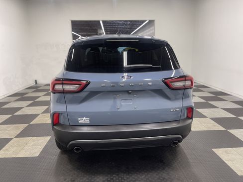 Used 2025 Ford Escape ST-Line image 3